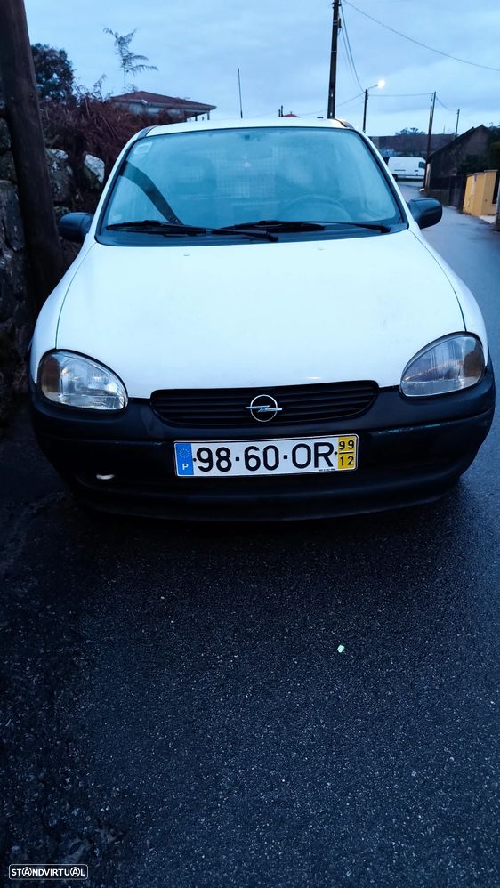 Opel Corsa - 1