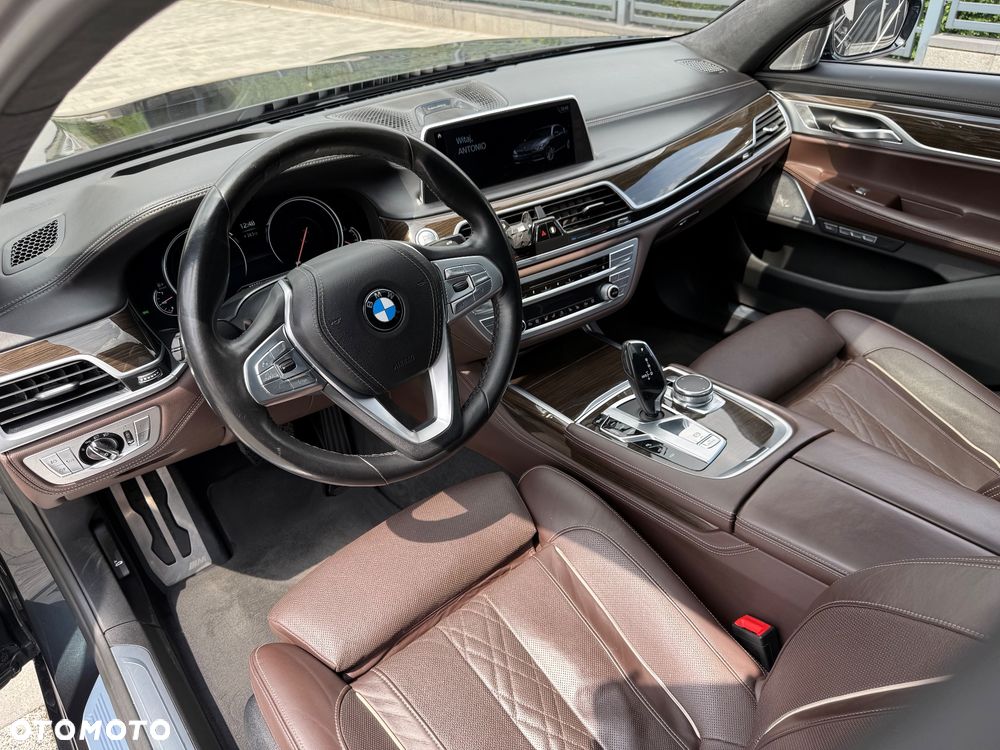BMW Seria 7 750Ld xDrive - 22