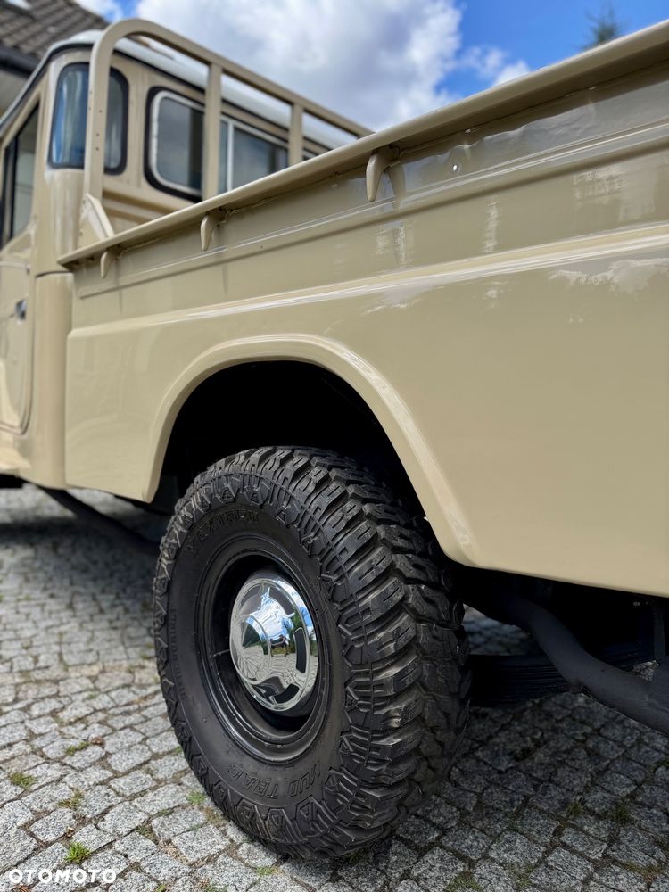 Toyota Land Cruiser - 16