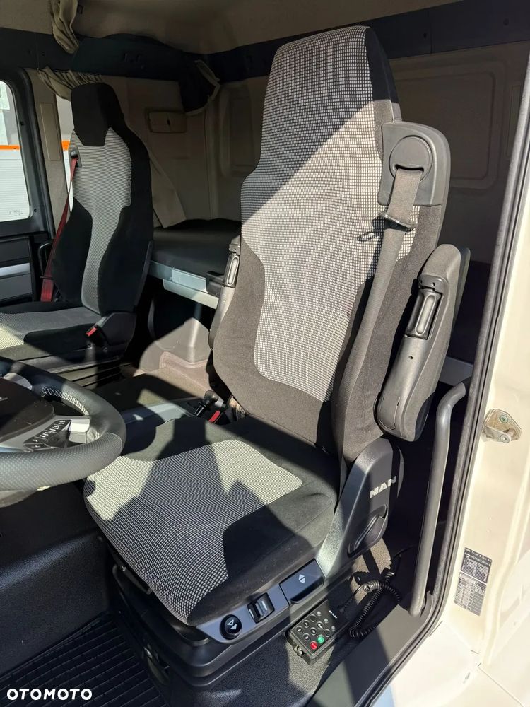 MAN TGM TGS TGX 26.320 chłodnia multitemperatura  22Epal // sypialka // oś skrętna - 26