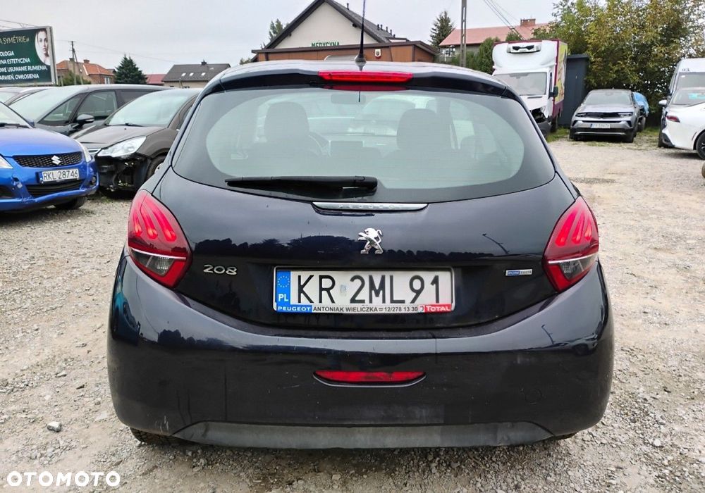 Peugeot 208 - 19