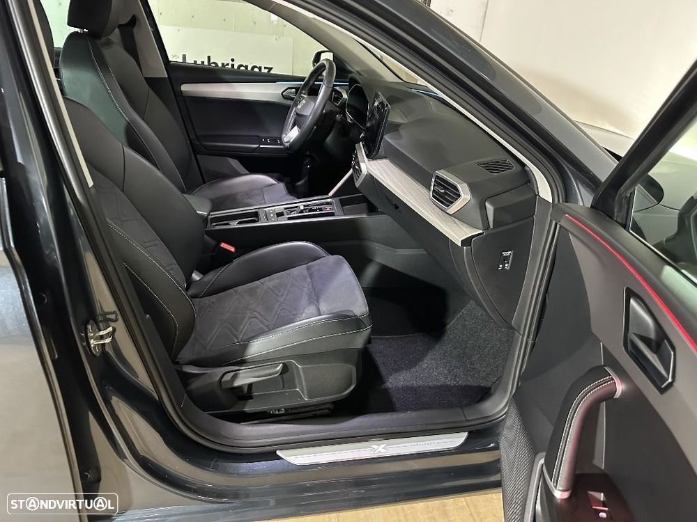 SEAT Leon 1.4 e-Hybrid Xcellence DSG - 13
