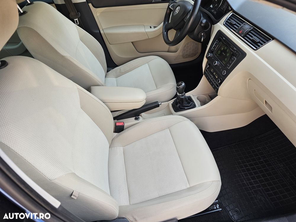 Skoda RAPID 1.6 TDI Style+ - 8