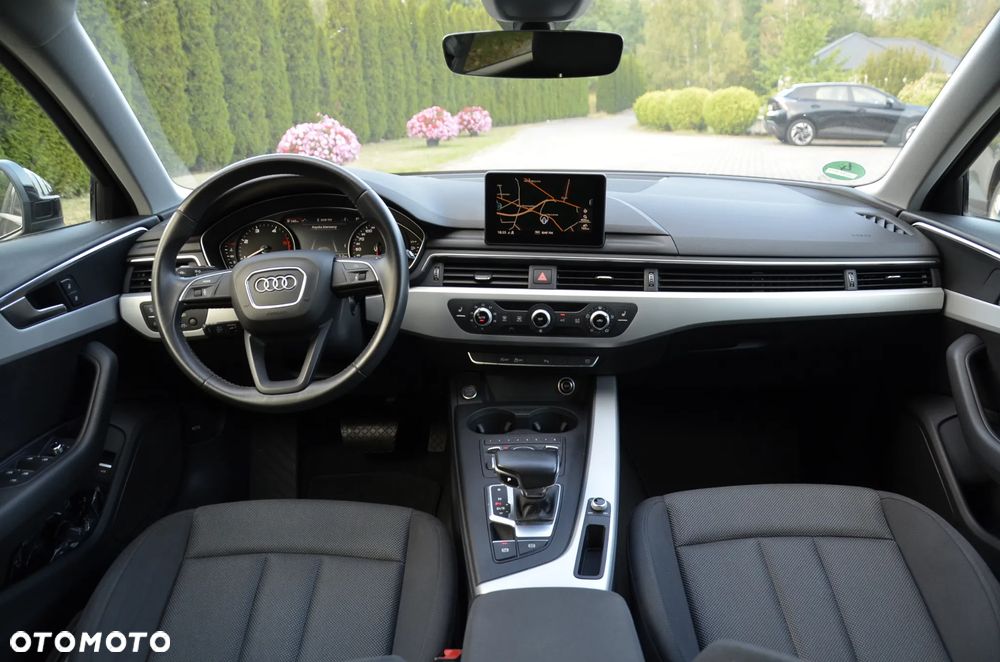 Audi A4 Avant 30 TDI S tronic design - 6
