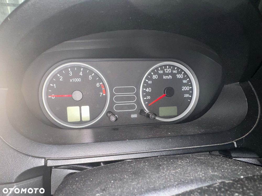 Ford Fiesta 1.3 Ambiente - 7