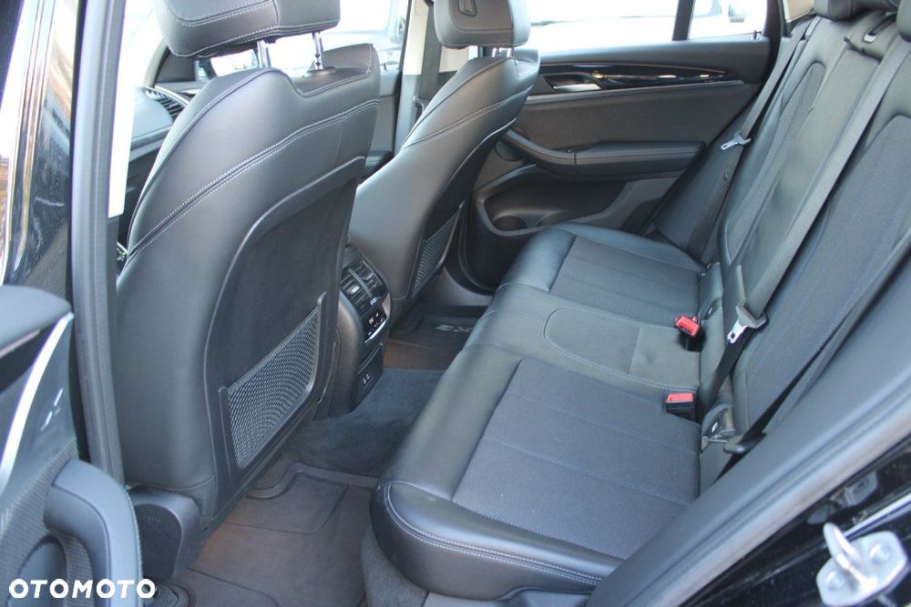 BMW X3 - 22