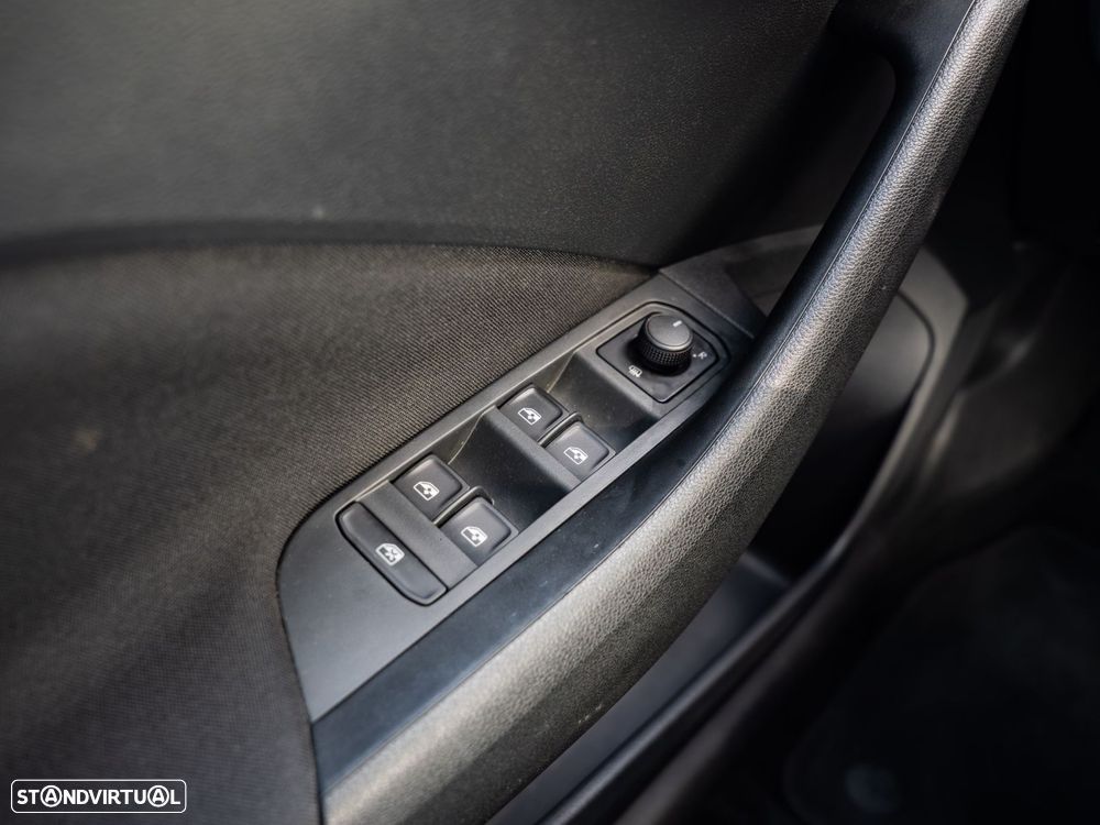 Skoda Kamiq 1.0 TSI Style - 41