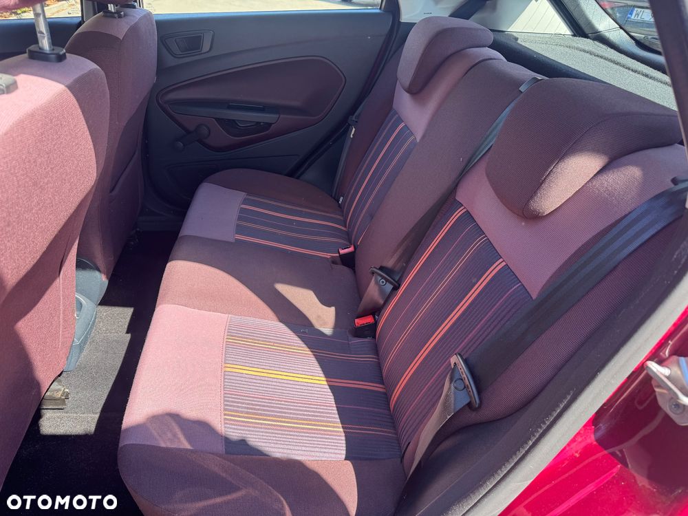 Ford Fiesta 1.25 Champions Edition - 14