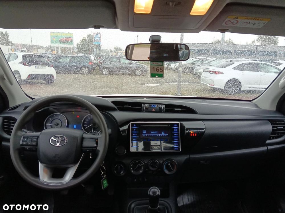 Toyota Hilux 2.4 D-4D Double Cab DLX 4x4 - 2