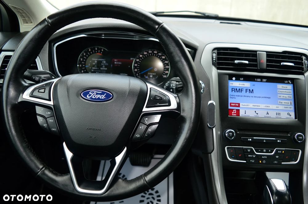 Ford Mondeo Turnier 2.0 TDCi Start-Stopp PowerShift-Aut Titanium - 18
