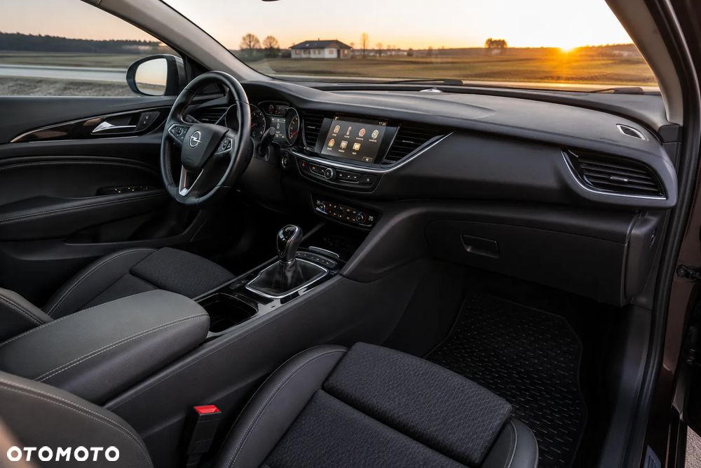 Opel Insignia 2.0 CDTI Innovation S&S - 4