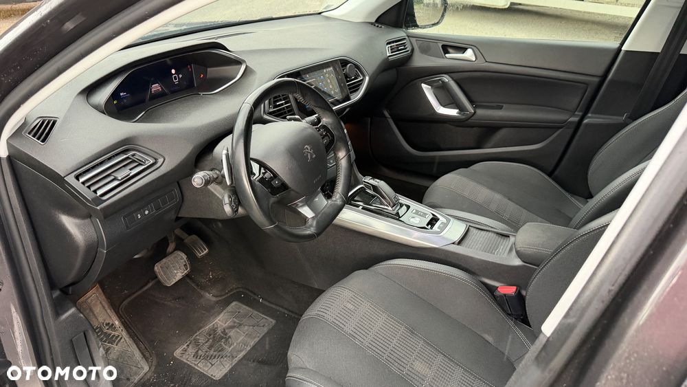 Peugeot 308 BlueHDi 130 EAT8 Stop & Start Allure Pack - 16