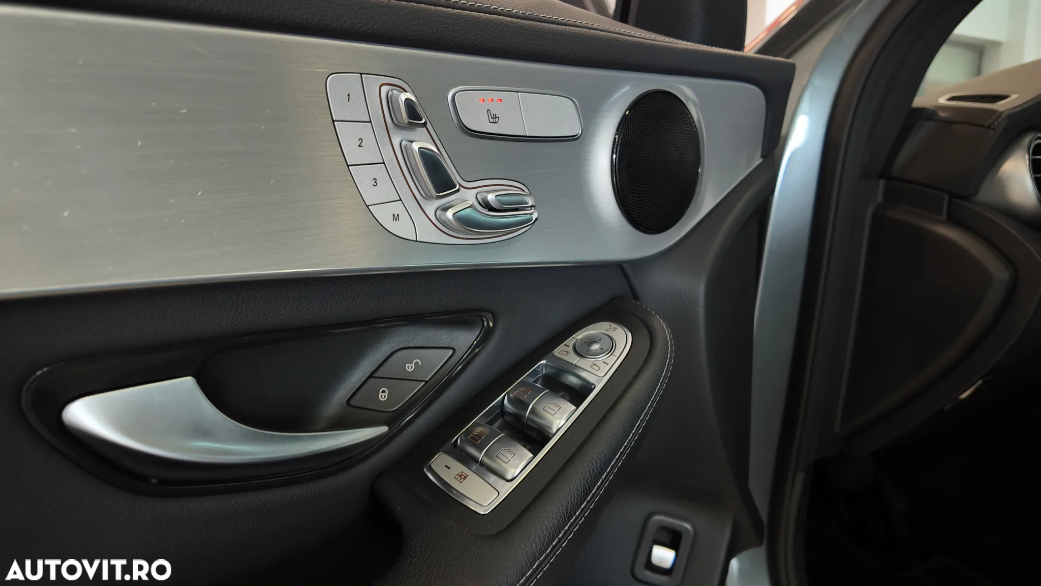 Mercedes-Benz GLC 220 d 4Matic 9G-TRONIC - 12