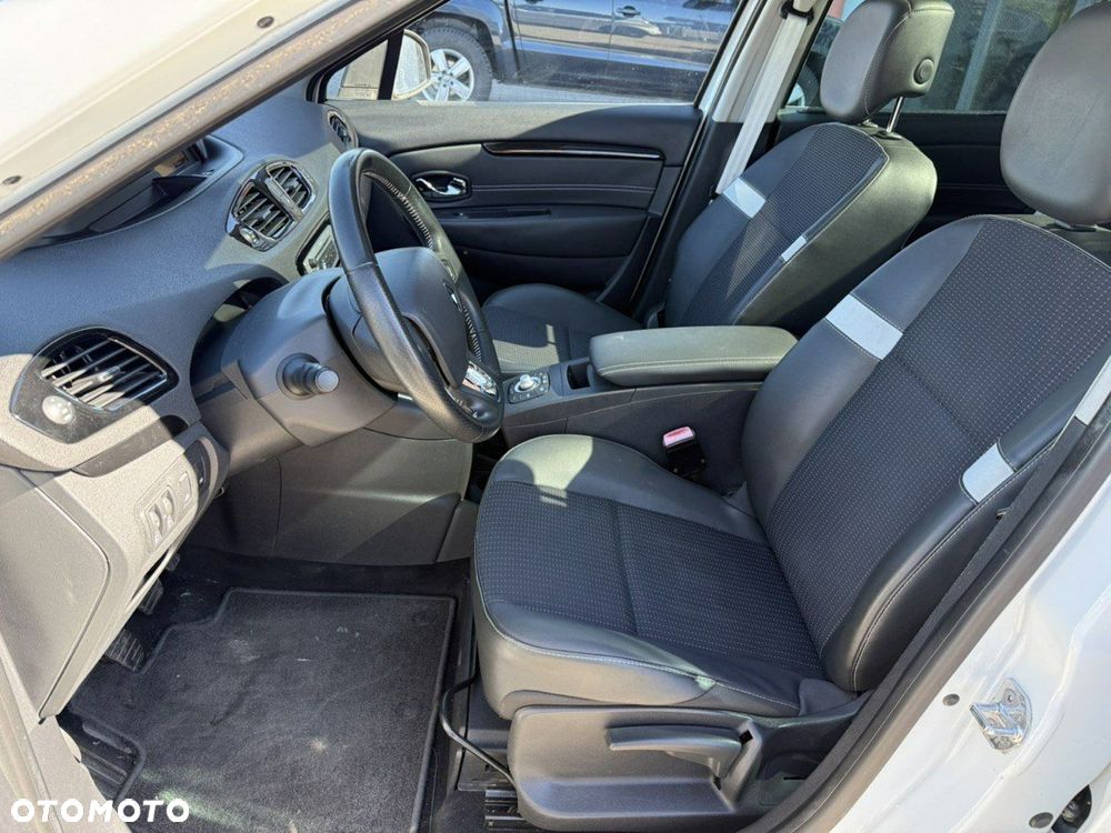 Renault Scenic 1.6 dCi Bose - 18