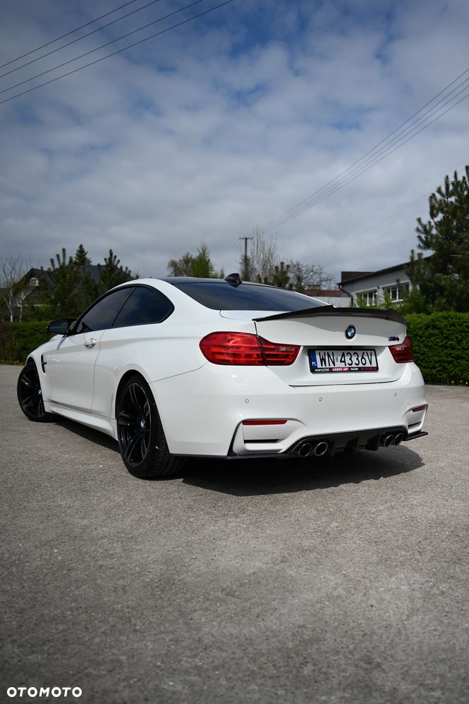 BMW M4 DKG - 7