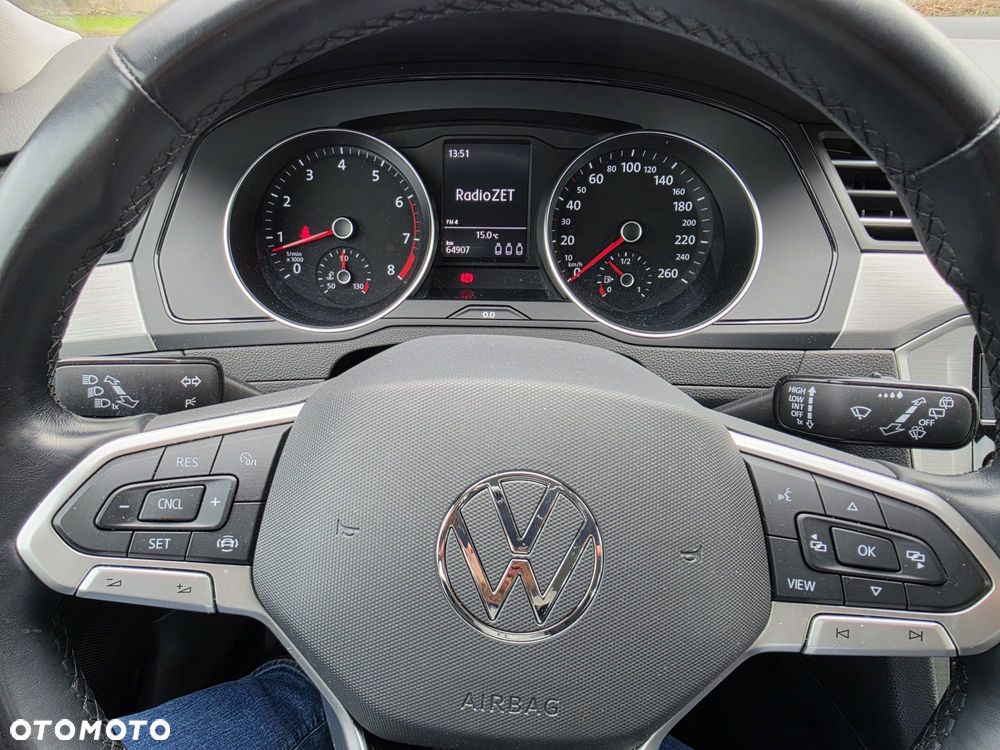Volkswagen Passat 1.5 TSI EVO Essence - 9