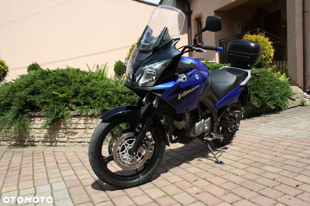 Suzuki V-STROM - 12
