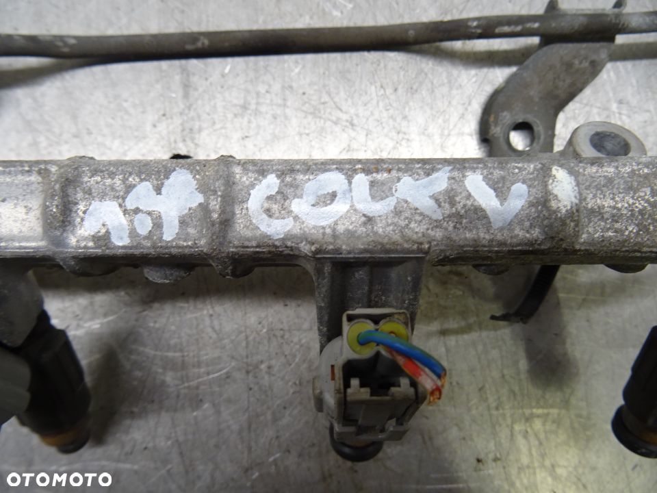 MITSUBISHI COLT V 3D 1.3B LISTWA WTRYSKOWA - 5