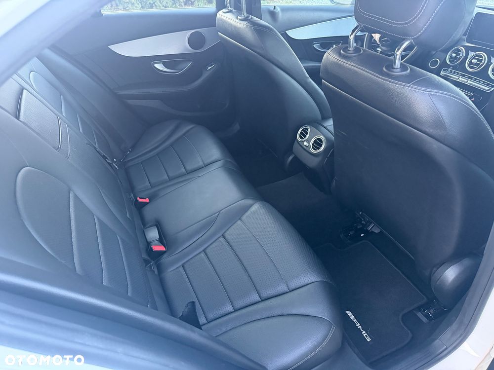 Mercedes-Benz Klasa C 220 d 4Matic 9G-TRONIC AMG Line - 19