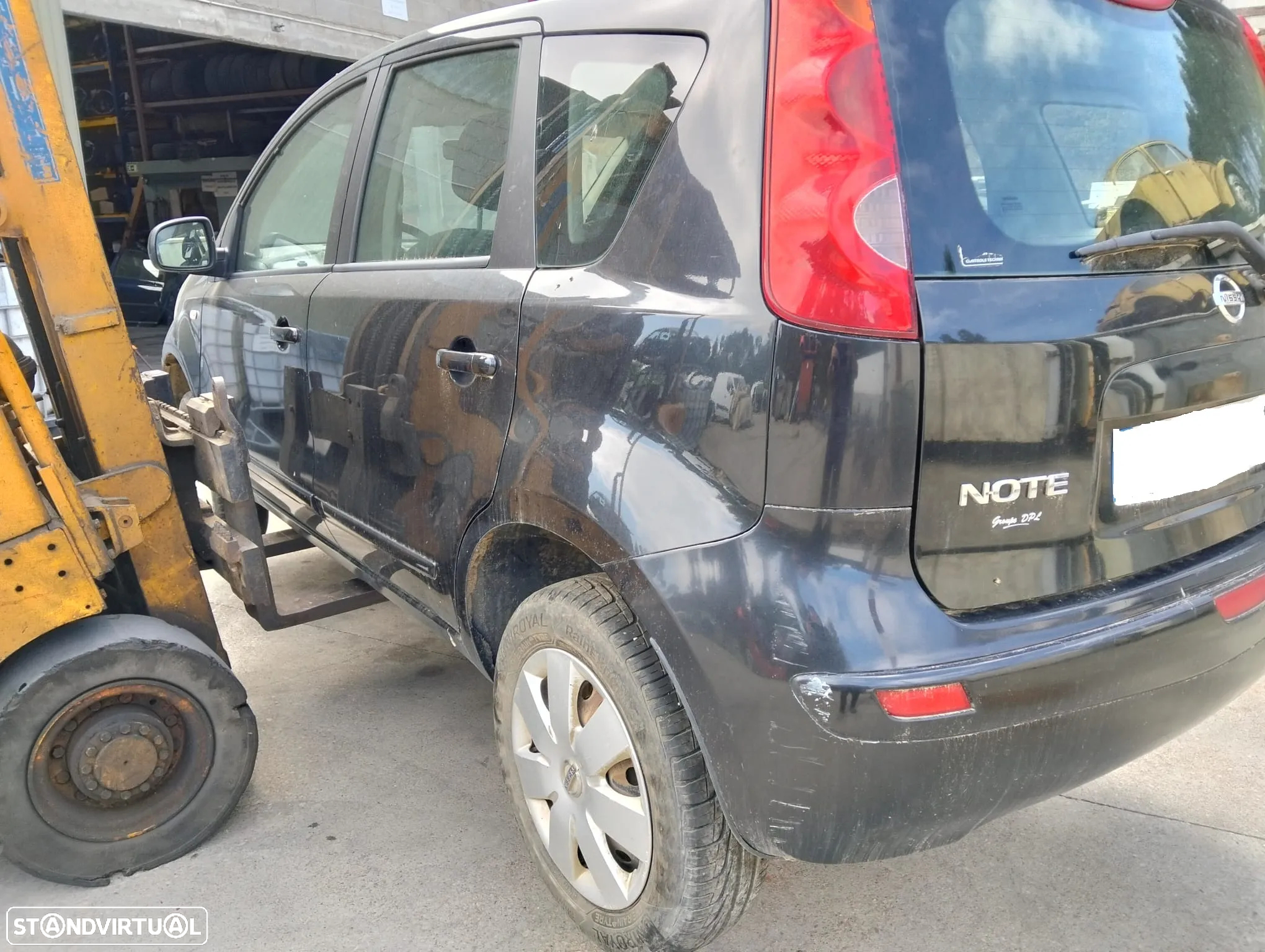 Nissan Note 1.5 dci Ano 2005 - 2