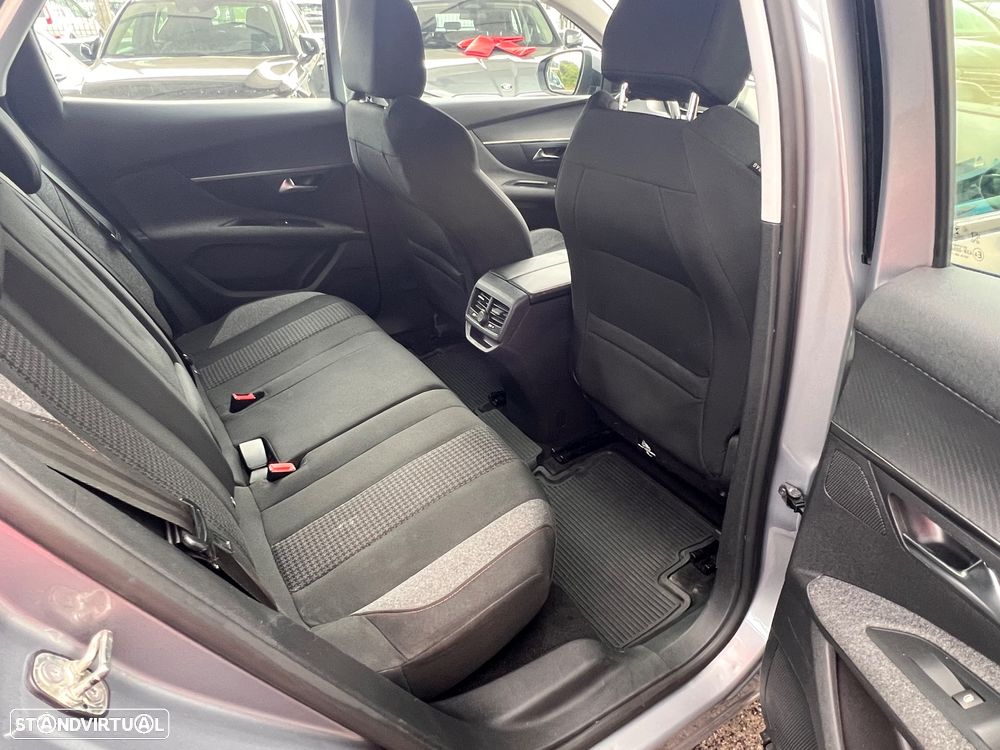 Peugeot 3008 BlueHDi 130 Stop & Start EAT8 Active Pack - 10
