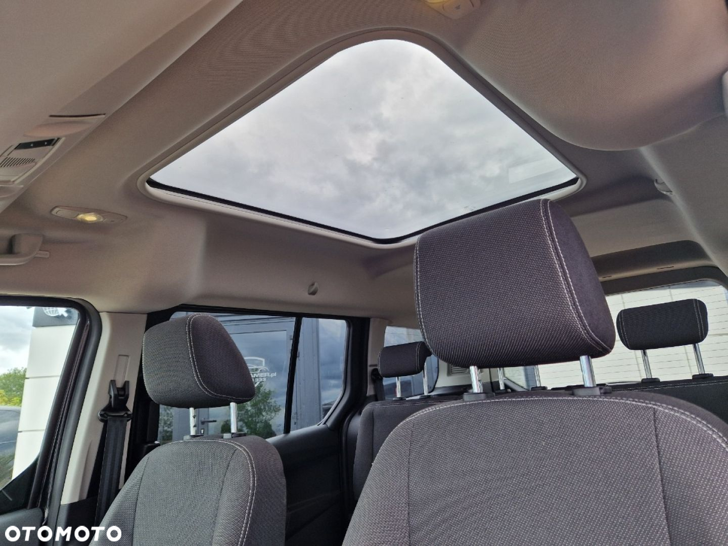 Ford Tourneo Connect Grand 1.6 TDCi Titanium - 11