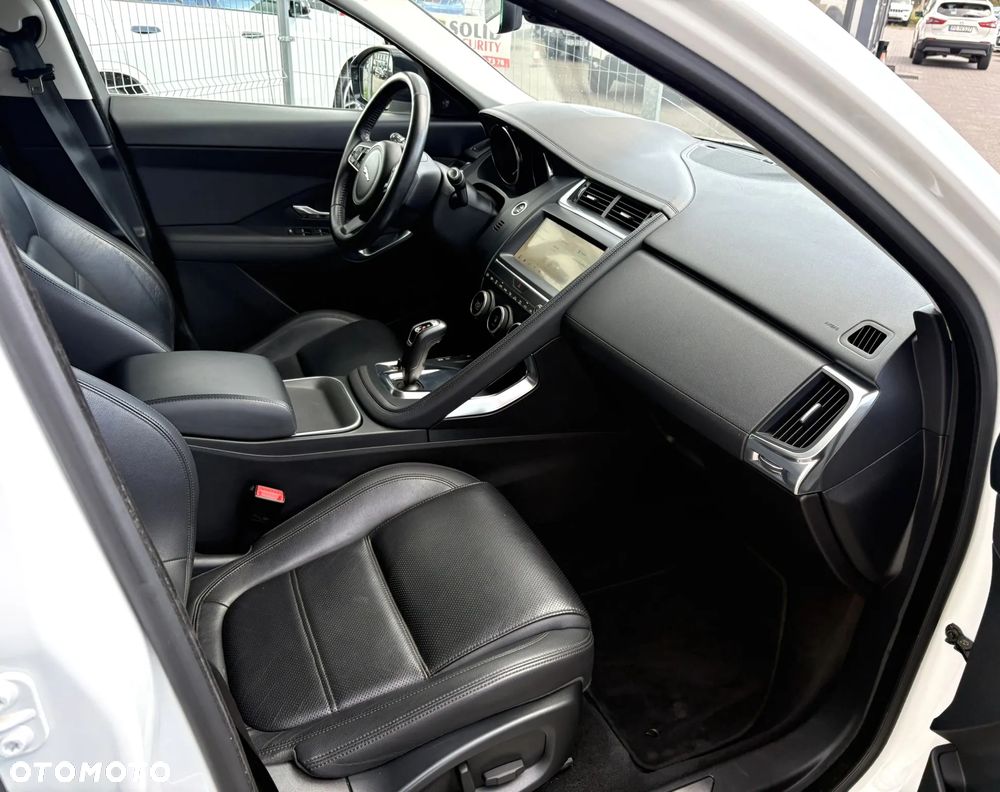 Jaguar E-Pace 2.0 i4D AWD S - 26
