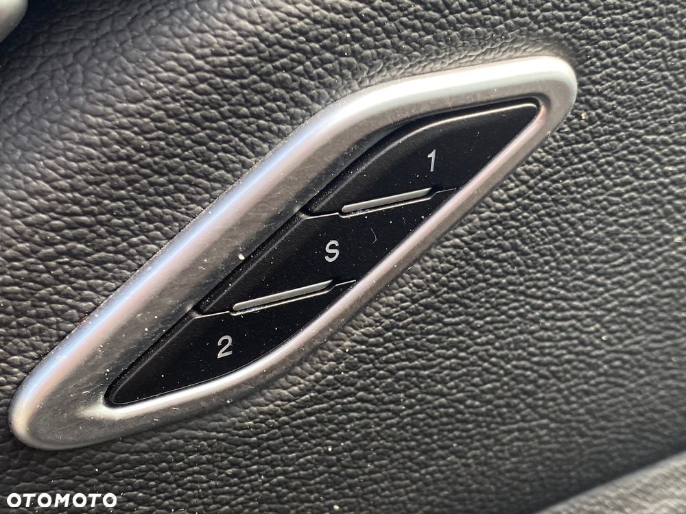 Maserati Levante S Q4 - 25