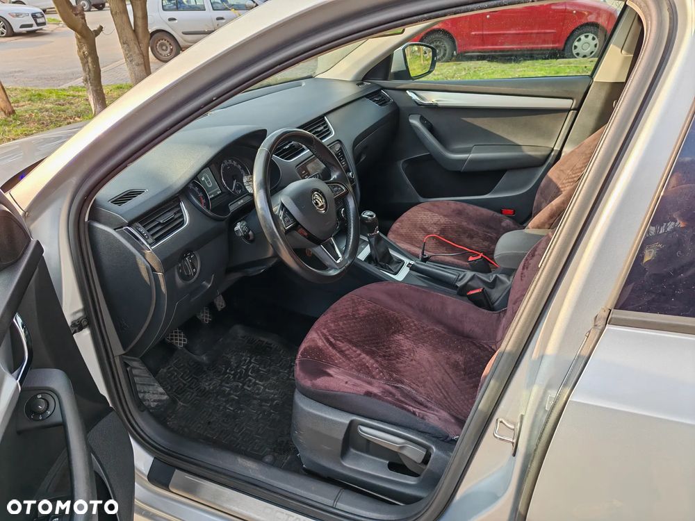 Skoda Octavia 1.6 TDI Ambition - 4