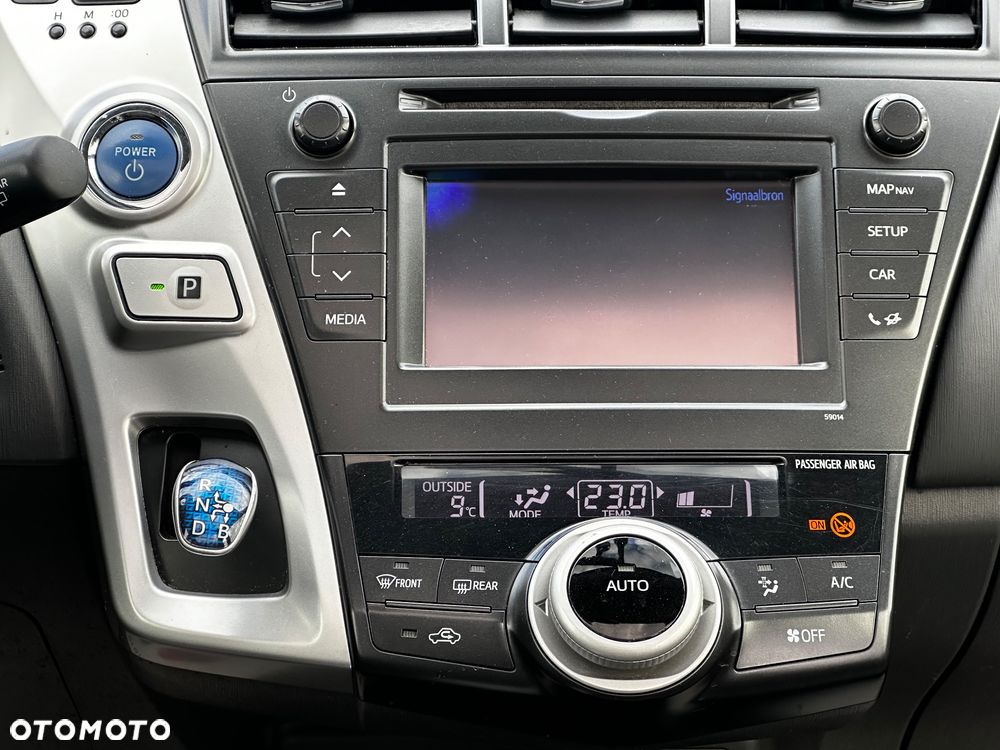 Toyota Prius+ 1.8 HSD Prestige - 32