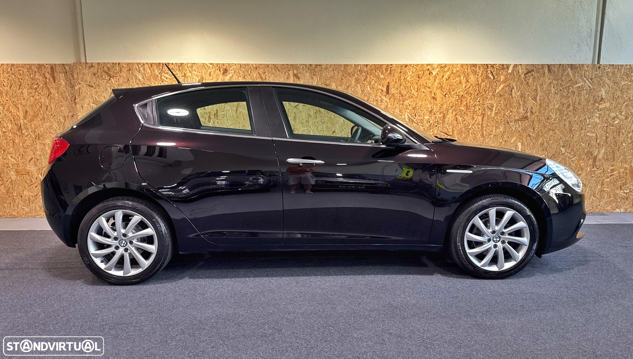 Alfa Romeo Giulietta 1.6 JTDm Distinctive - 6