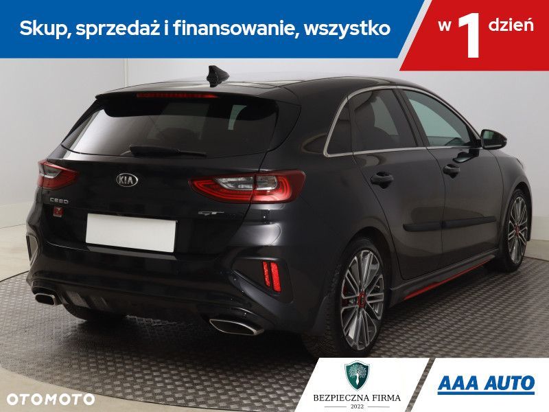 Kia Ceed - 7