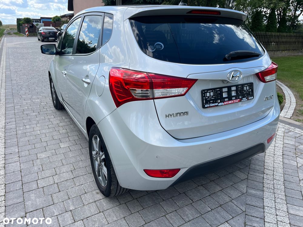 Hyundai ix20 1.6 Premium - 10
