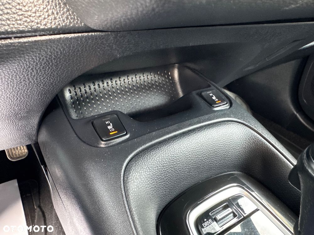 Toyota Corolla 2.0 Hybrid Comfort - 39