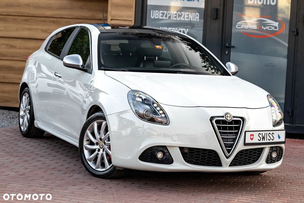 Alfa Romeo Giulietta 1.8 TBi 16V Quadrifoglio Verde - 2