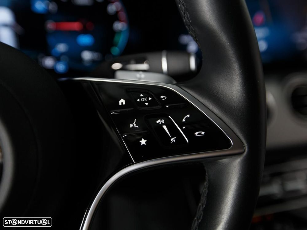 Mercedes-Benz E 300 de Avantgarde - 17