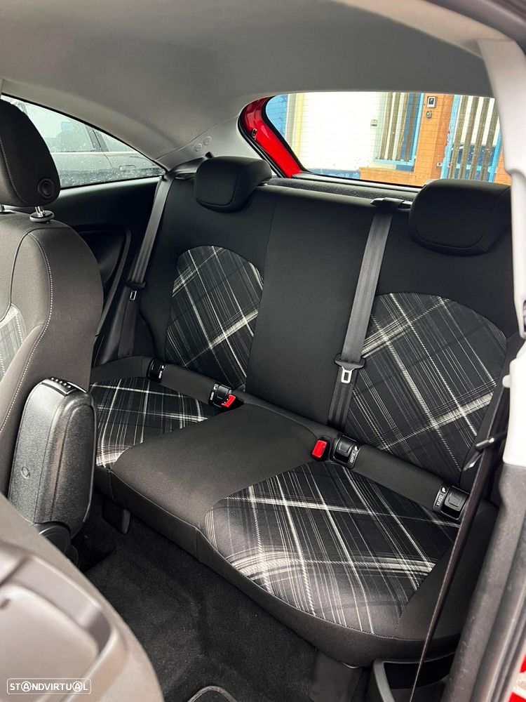 Opel Corsa 1.4 Turbo S&S Color Edition - 8