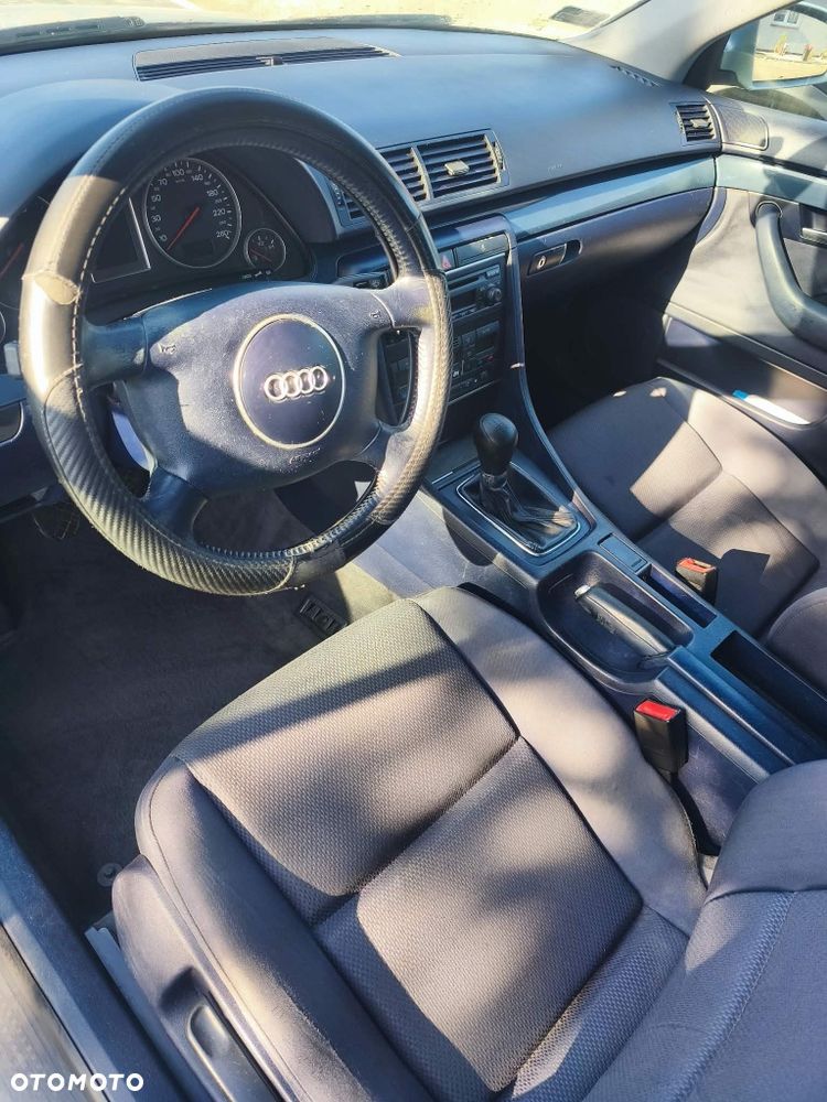 Audi A4 Avant - 3