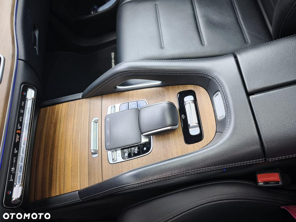 Mercedes-Benz GLE - 19