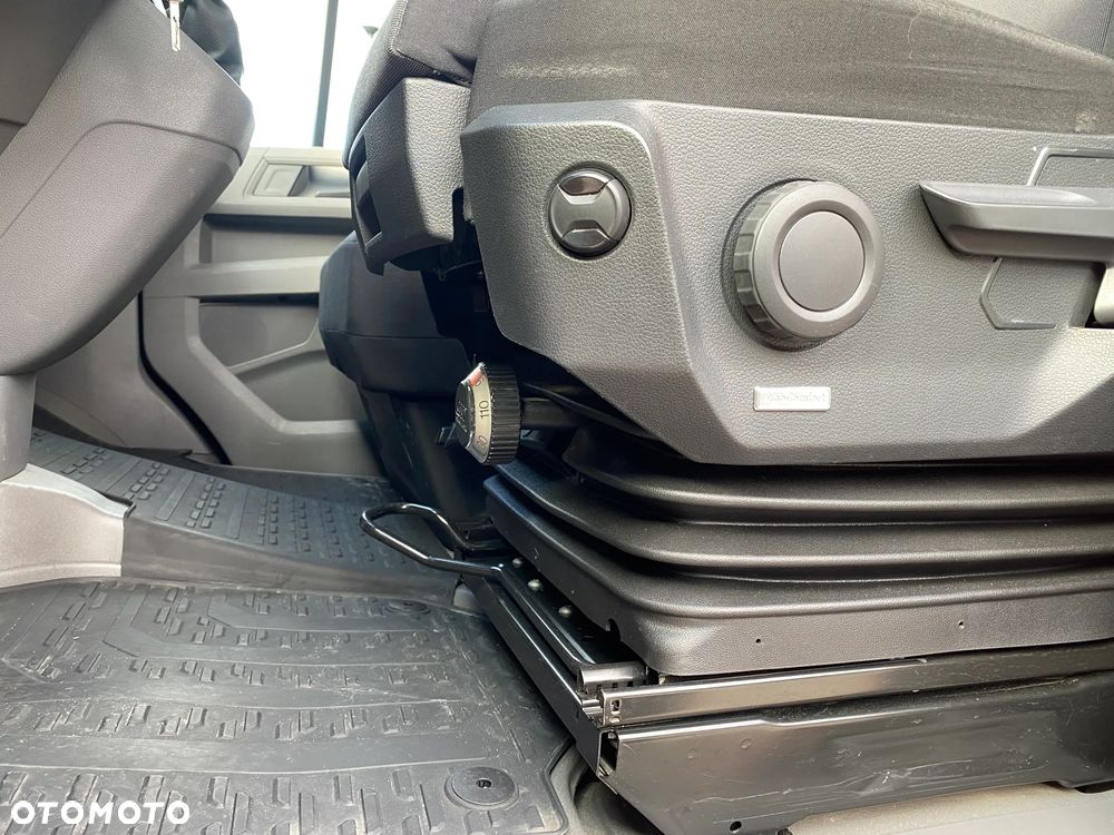 Volkswagen Crafter 4Motion (4X4) 2.0 177KM Automat Warsztat Serwis - 18