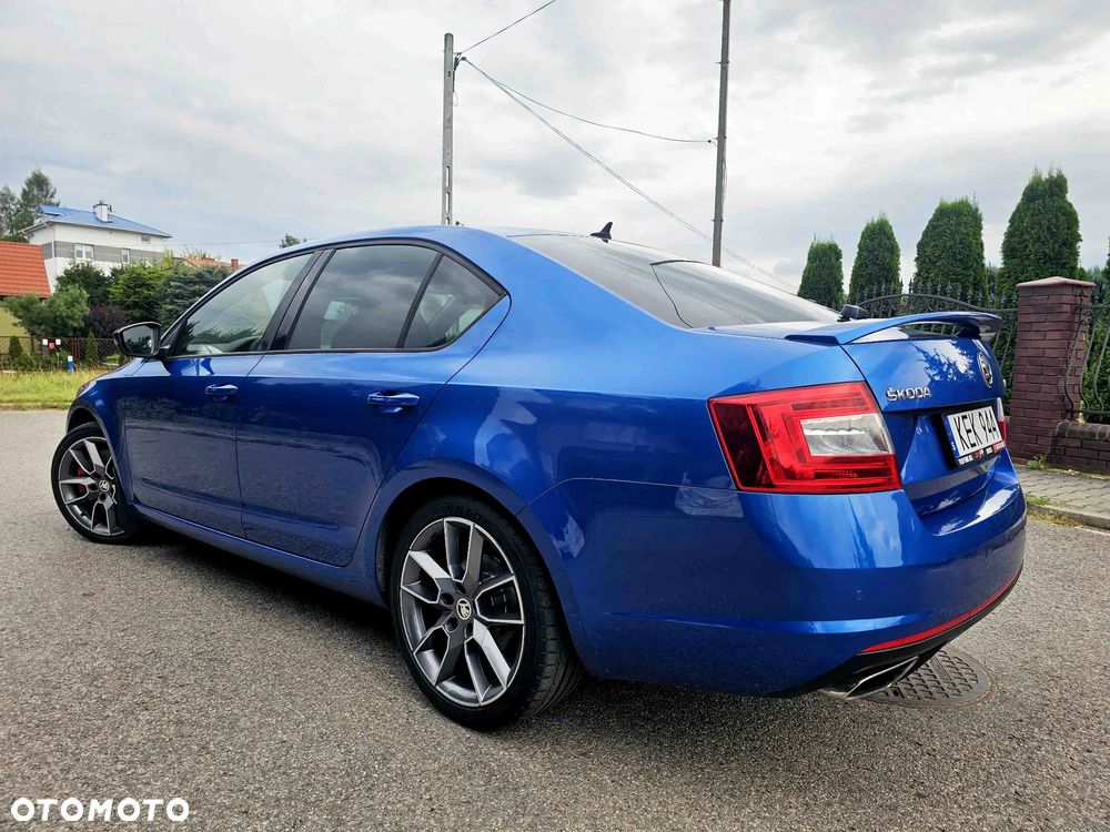 Skoda Octavia 2.0 TSI (Green tec) DSG RS - 11