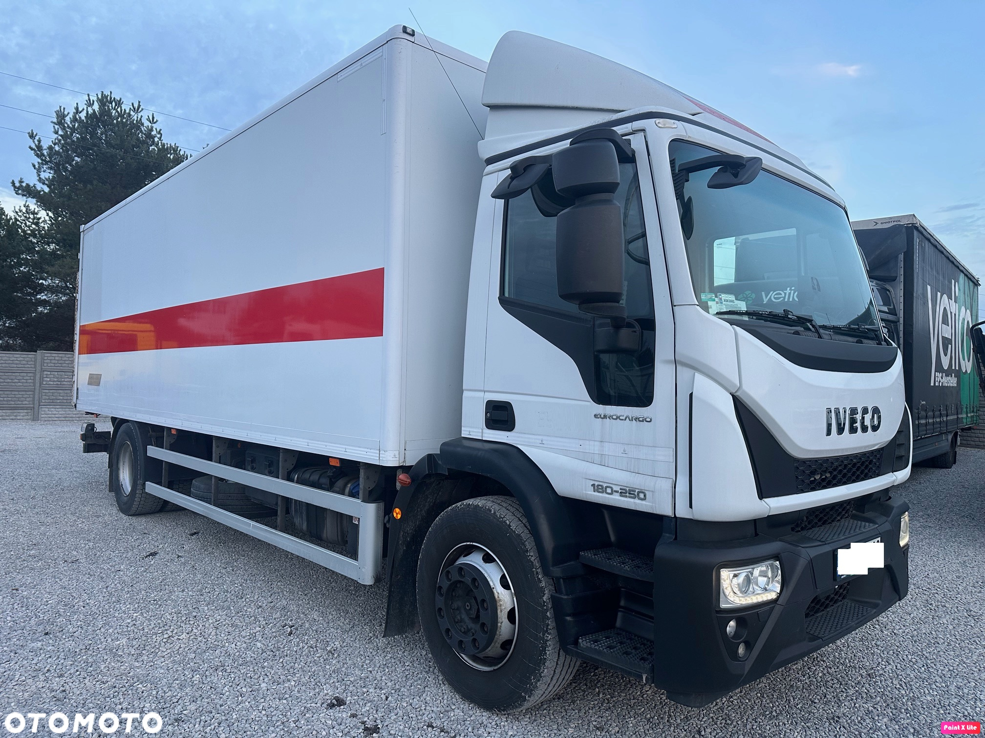Iveco Eurocargo 180E25 2017 r.  Kontener + Winda - 2