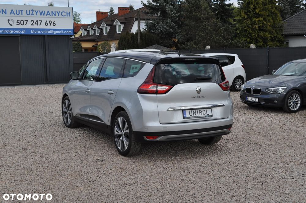 Renault Grand Scenic - 9