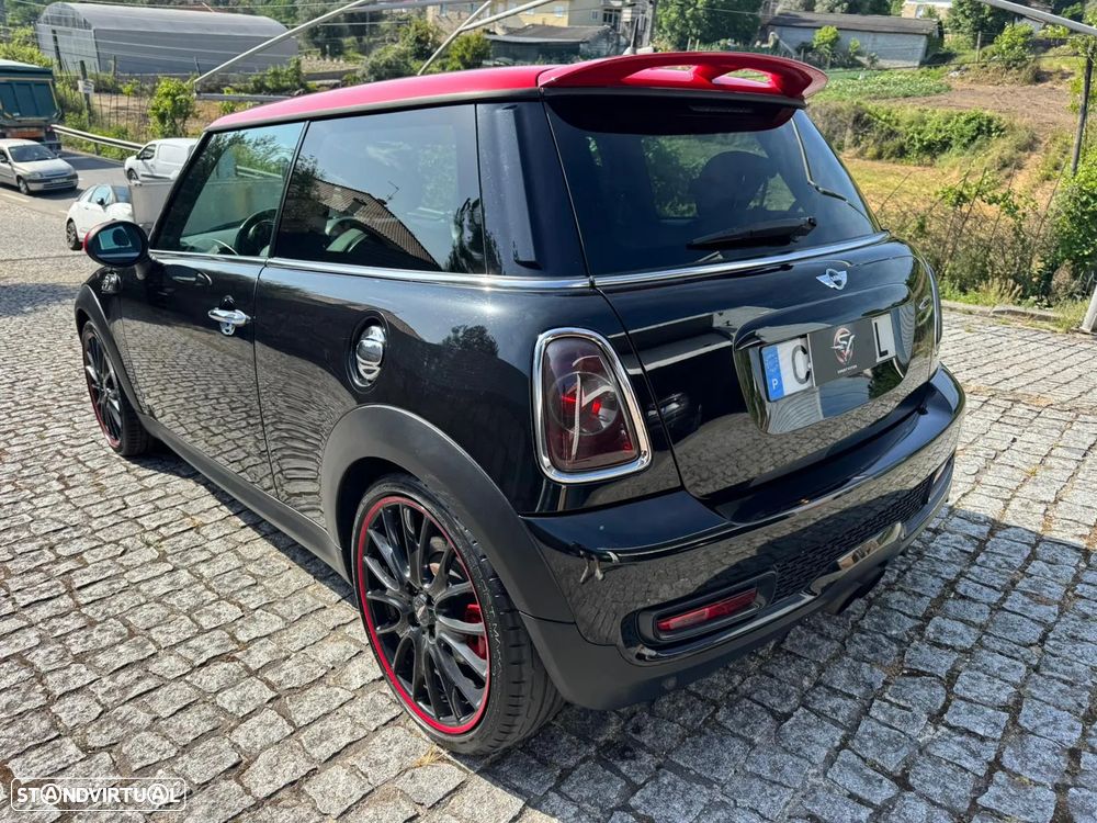 MINI 3 Portas John Cooper Works - 6