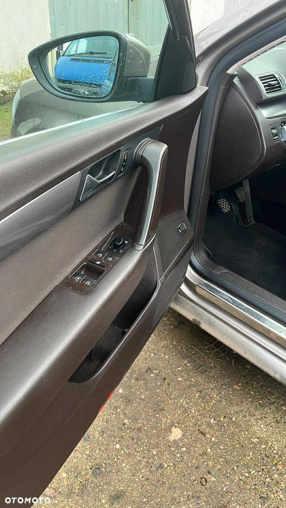 Volkswagen Passat 1.8 TSI Comfortline - 9