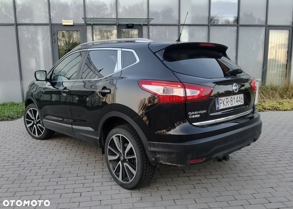 Nissan Qashqai - 25