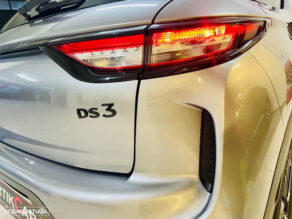 DS DS3 1.2 PureTech Performance Line + EAT8 - 11