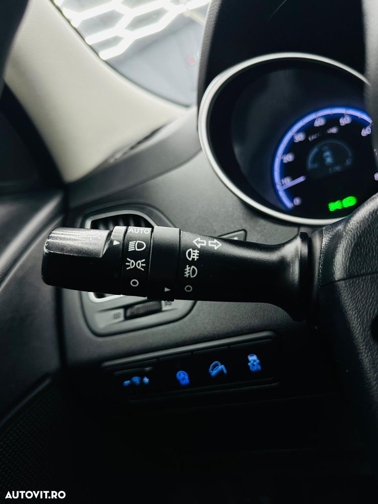 Hyundai ix35 1.6 2WD blue Style - 26