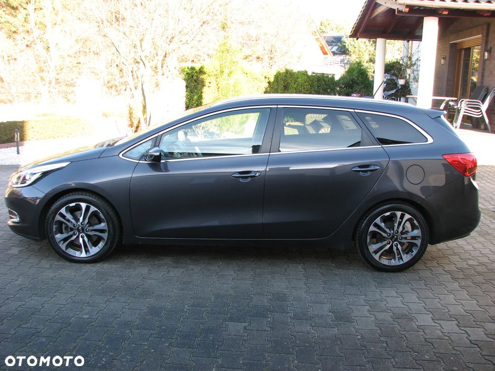 Kia Ceed 1.6 CRDi 128 Platinum Edition - 12