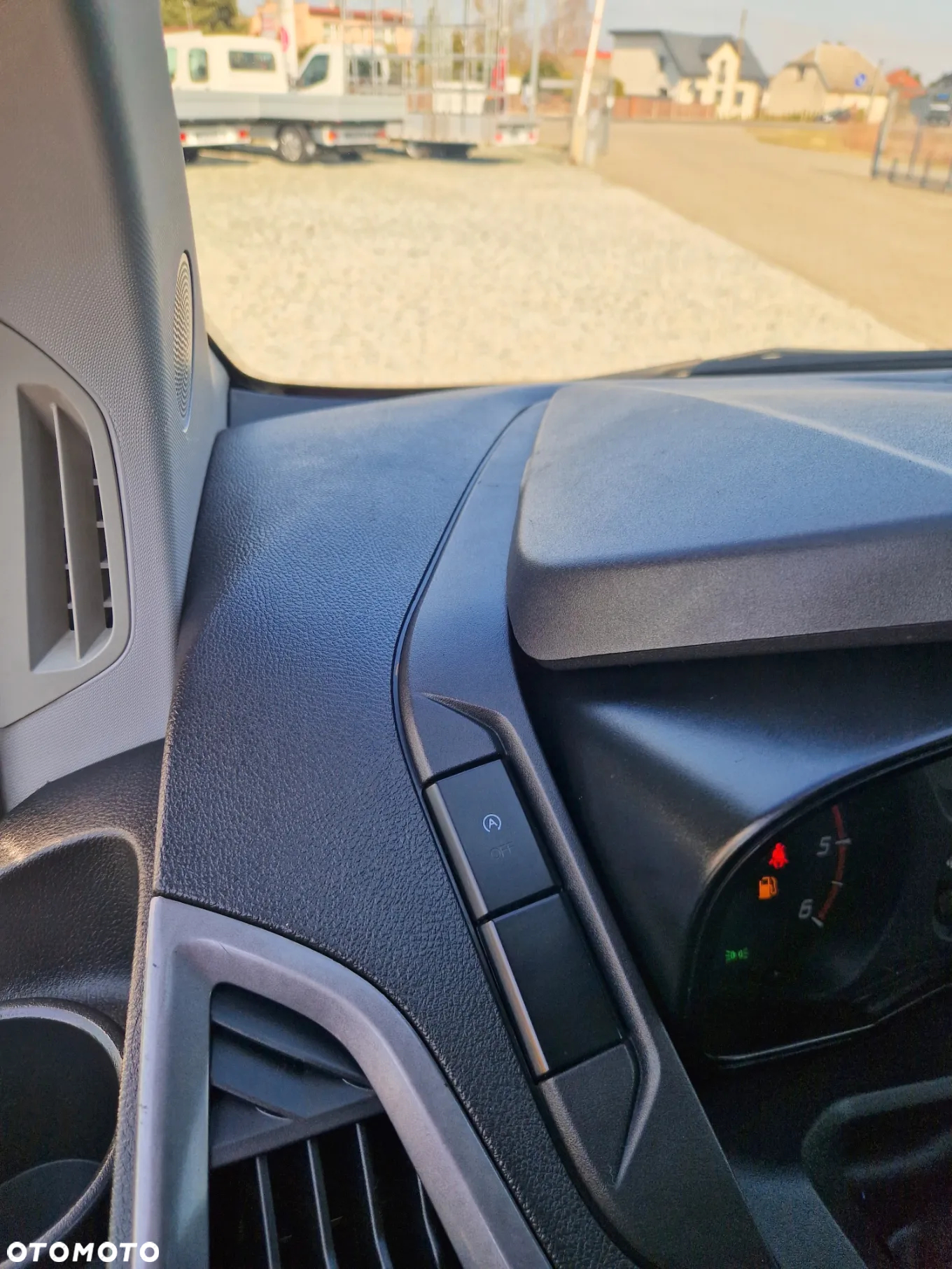 Ford TRANSIT CUSTOM 270 L1 2,2 TDCI 125 KONNY KLIMA 204T/KM PRZEBIEGU GWARANCJA - 16